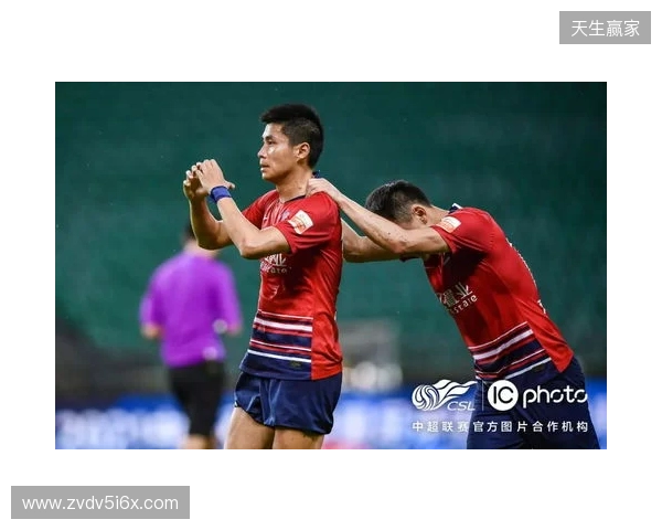 黄希扬:若不影响中超备战也有时间的话,还是想踢一踢“渝超”